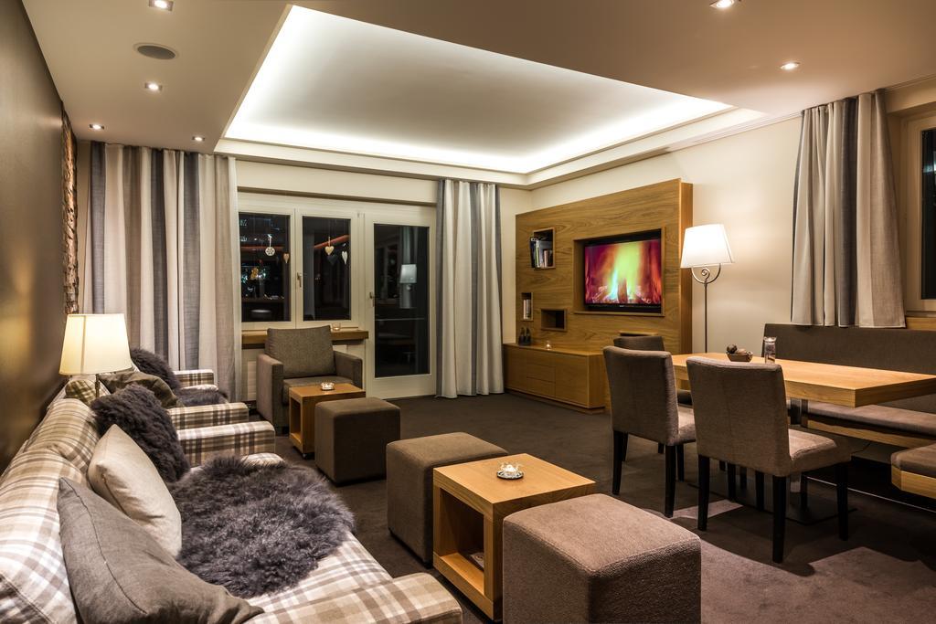 Hotel Mistral Superior Saas-Fee Exterior photo